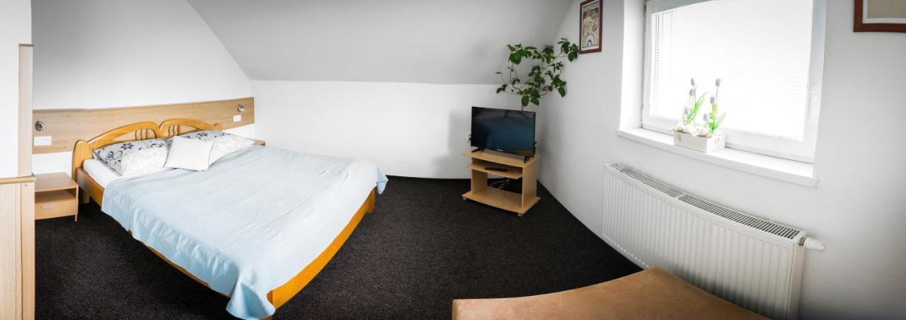 Penzion Marco Polo Vrútky Exteriér fotografie