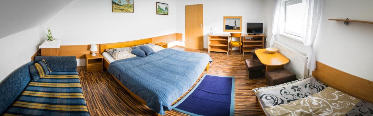 Penzion Marco Polo Vrútky Exteriér fotografie